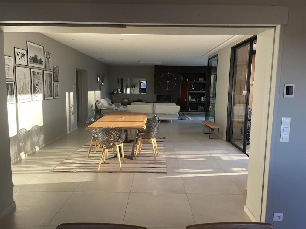 Grande villa de luxe Périgueux Extérieur photo